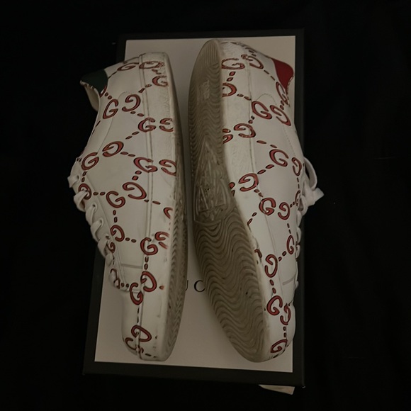 Authentic RARE limited edition Gucci web ghost ace sneakers - Picture 4 of 9